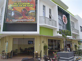 Sri Enstek Hotel - Klia Sepang Eksteriør bilde